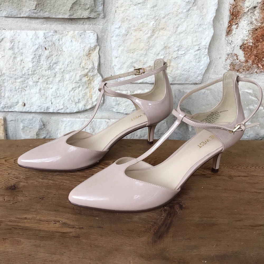 Nine West kitten heel sz 7